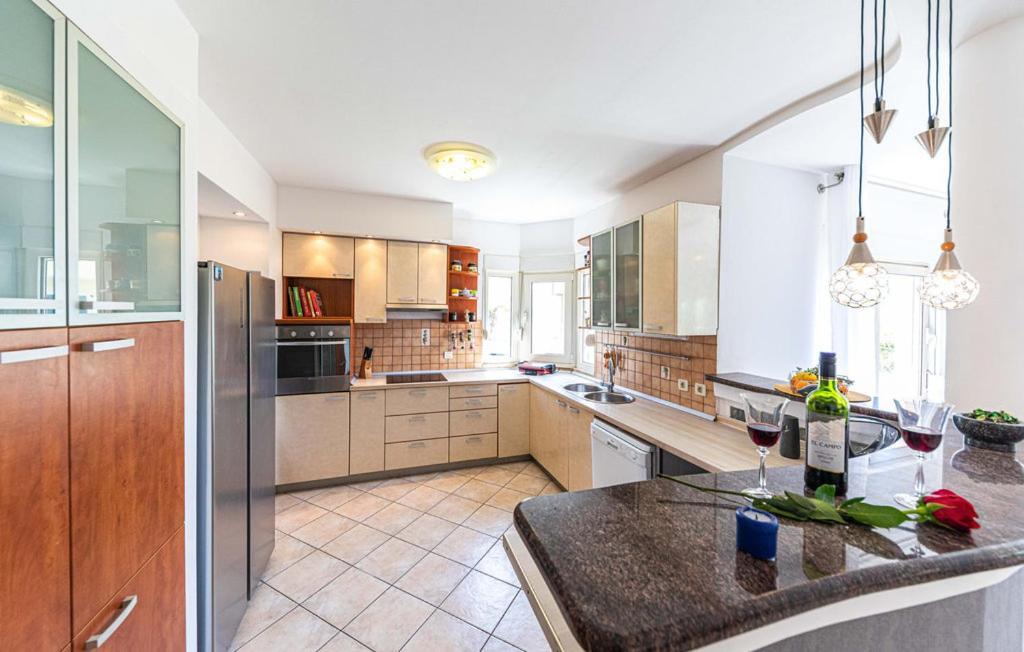 Luksuzna Villa Sa Privatnim Unutarnjim Bazenom Villa Garden Podstrana Kültér fotó